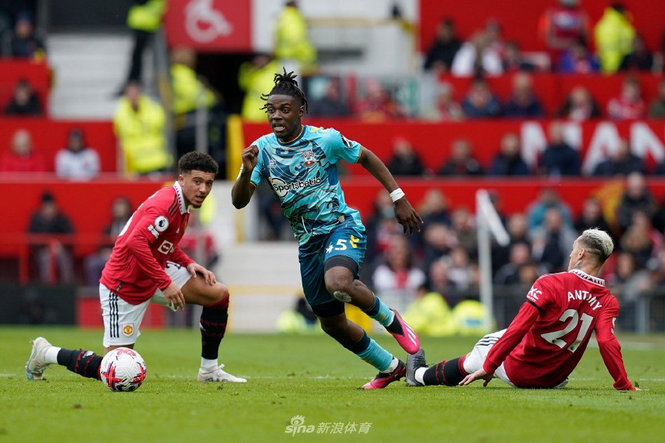 但由于其手 但由于其手